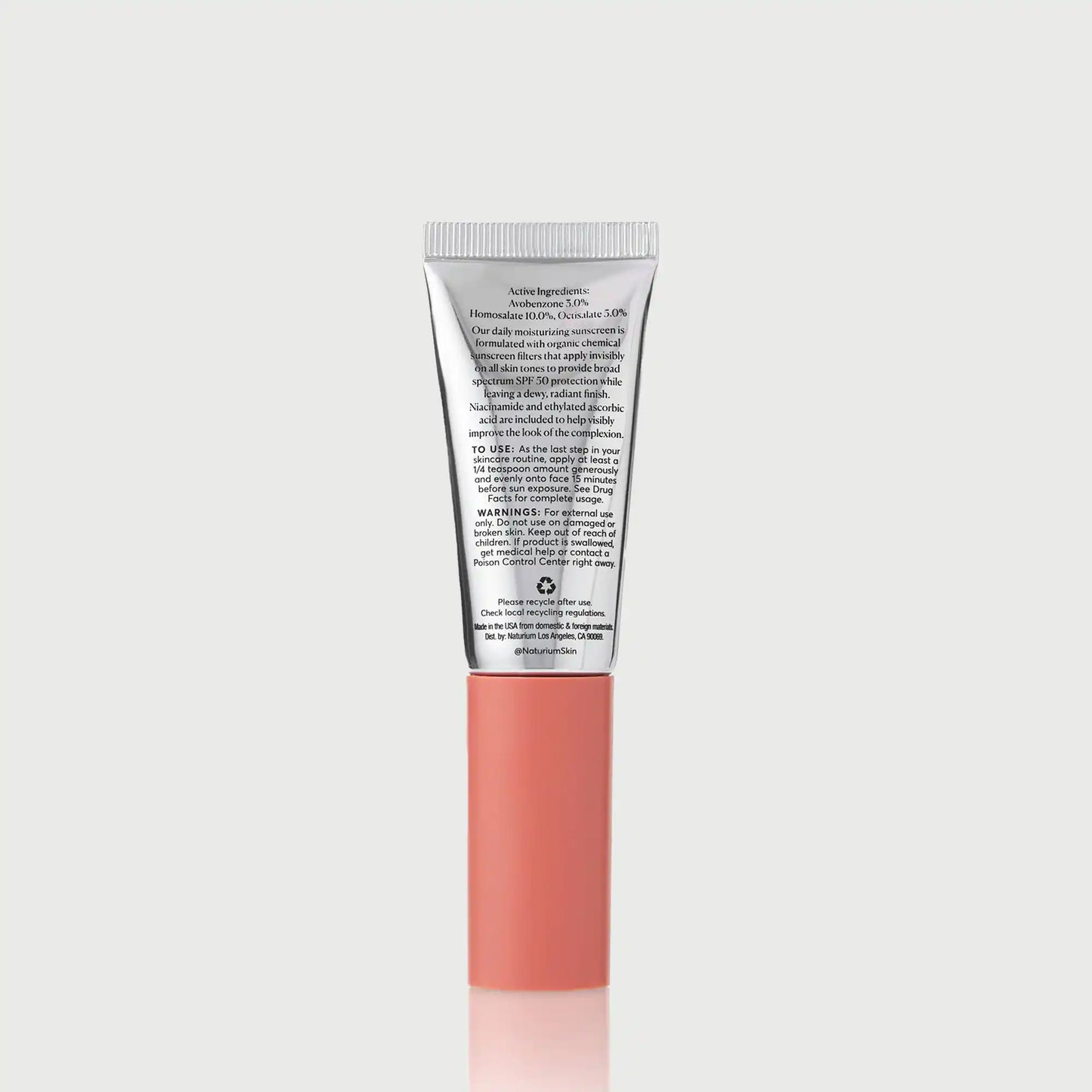 dew-glow-moisturizer-spf-50-travel-size-i3 NATR-10157_Dew-Glow-Moisturizer-SPF-50-Mini_back_capon_bonebkgd_d7cb9bbb-e294-42e2-8d5a-28c73c09b5b5.webp