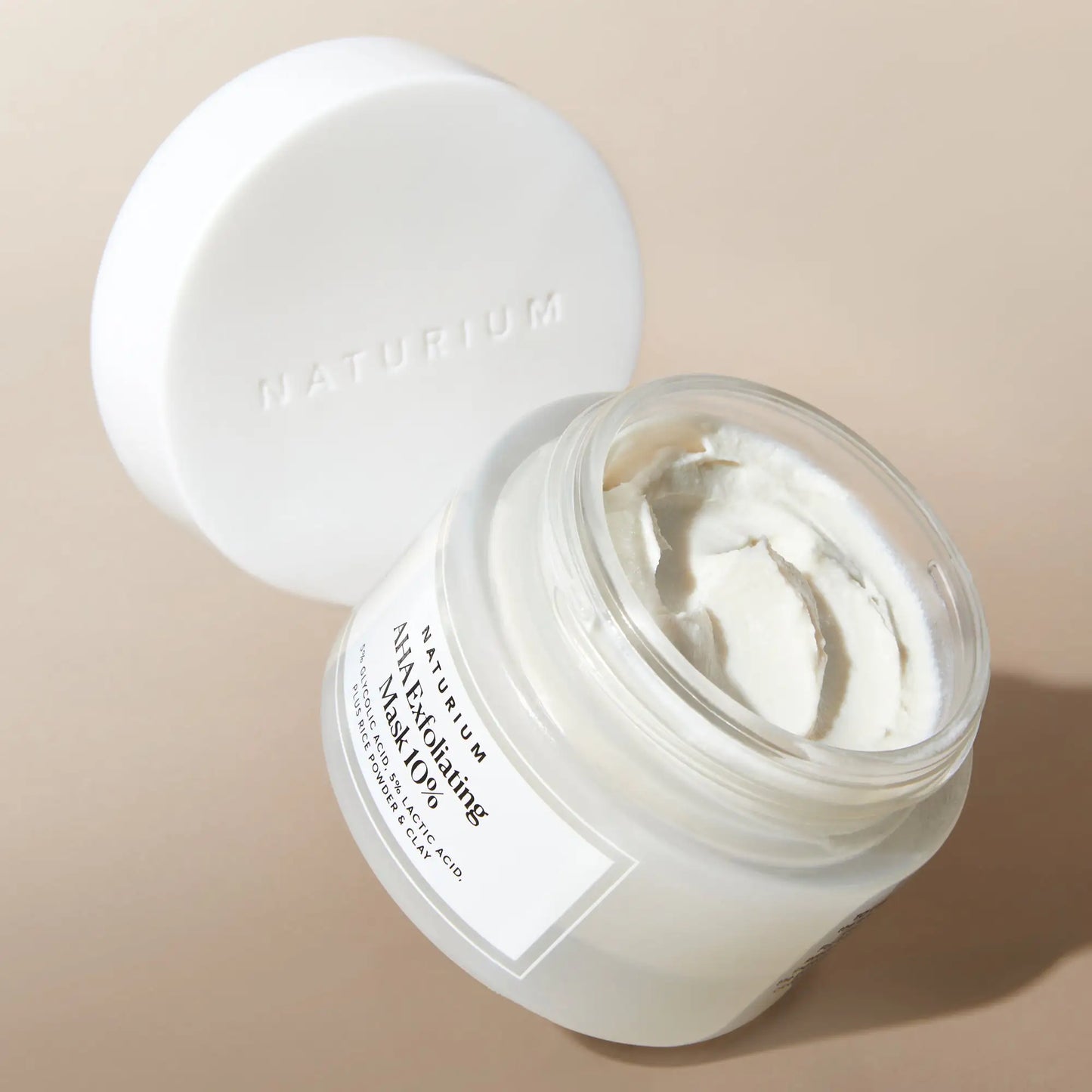 aha-exfoliating-mask-10-i3 AHAmask_0957-crop.webp